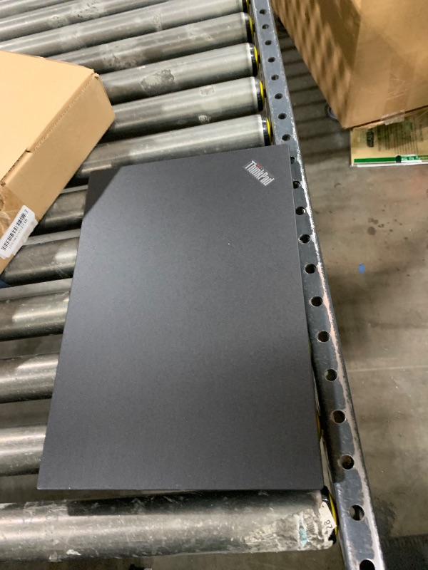 Photo 1 of Lenovo ThinkPad P15s Gen 2 15.6" FHD (1920 x 1080) IPS, Anti-Glare, 300 nits, Intel Core i7-1165G7, 16GB RAM, 512GB SSD, NVIDIA® Quadro® T500 4GB, Backlit KYB, Fingerprint Reader, Win10Pro (Renewed)
