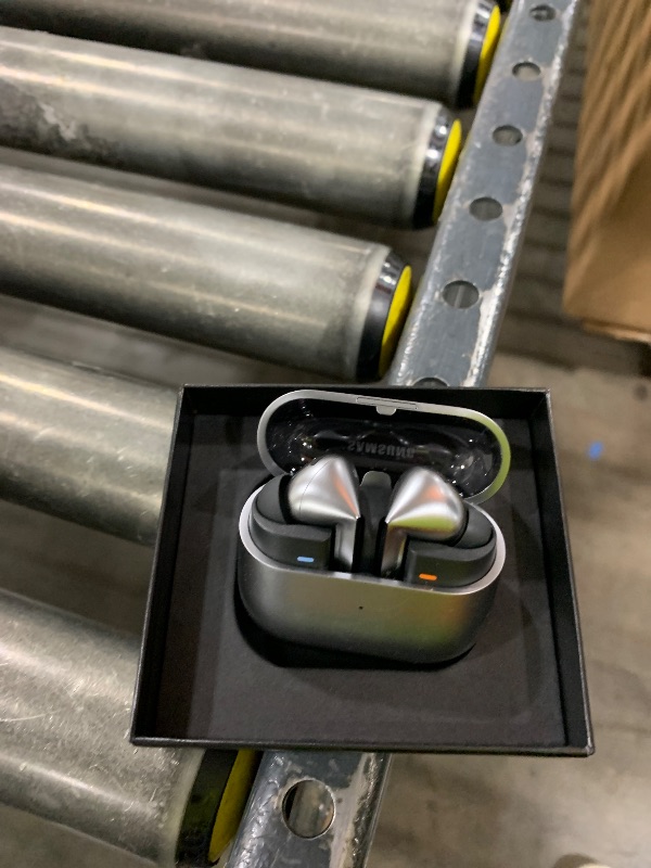 Photo 1 of Samsung Galaxy Buds 3 Pro AI True Wireless Bluetooth Earbuds, Noise Cancelling, Sound Optimization, Redesigned Comfort Fit, Silver [US Version, Amazon Exclusive, 2Yr Warranty]