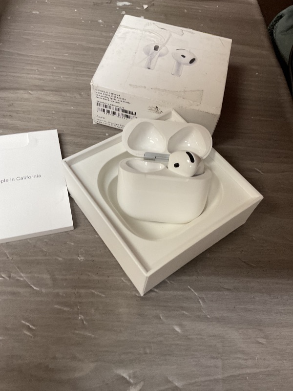 Photo 1 of SEE NOTES PICTURES………..Apple AirPods 4 Wireless Earbuds, Bluetooth Headphones, Personalized Spatial Audio, Sweat and Water Resistant, USB-C Charging Case, H2 Chip, Up to 30 Hours of Battery Life, Effortless Setup for iPhone