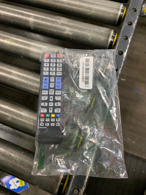 Photo 1 of AA59-00785A AA5900785A Remote Control fit for Samsung Plasma TV T24D310 PN43F4500 PN43F4550 PN51F4500 PN51F5300 PN51F5350 PN60F5300 PN60F5350 PN64F5300 PN64F5350 T24D310NH PN43F4550AF UN24H4000