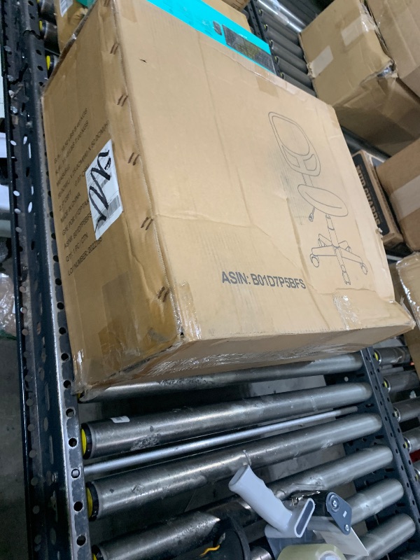 Photo 1 of Amazon Basics Rolling Desk Chair