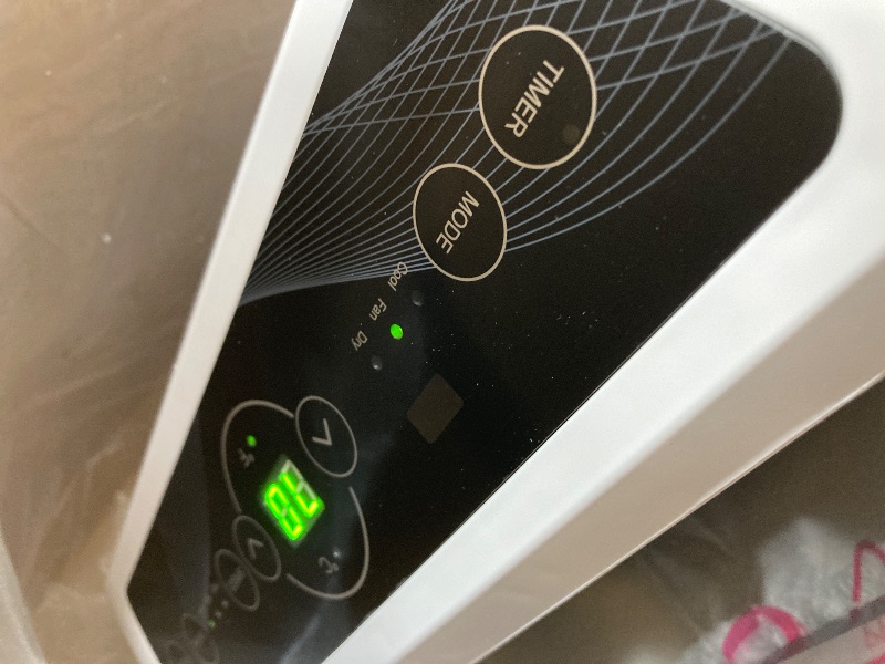 Photo 1 of ********MISSINGS PARTS***** SereneLife Small Air Conditioner Portable 12,000 BTU with Built-in Dehumidifier - Portable AC unit for rooms up to 550 sq ft - Remote Control, Window Mount Exhaust Kit