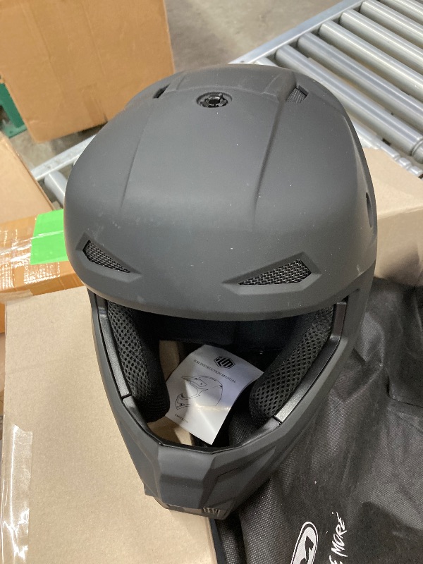 Photo 1 of ***MISSING PARTS SELLING AS IS***
ILM Youth Dirt Bike Helmets Kids ATV Helmet Motorcross BMX Off Road Motorbike with Goggles Gloves Mask DOT Model MT601Y (Matte Black, Youth-XLarge)
\***SOME SCUFFS/SCRATCHES, MISSING PARTS)***