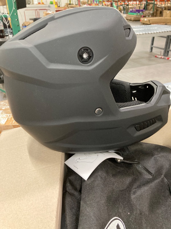 Photo 1 of ***MISSING PARTS SELLING AS IS***
ILM Youth Dirt Bike Helmets Kids ATV Helmet Motorcross BMX Off Road Motorbike with Goggles Gloves Mask DOT Model MT601Y (Matte Black, Youth-XLarge)
\***SOME SCUFFS/SCRATCHES, MISSING PARTS)***
