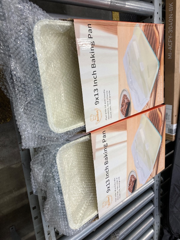 Photo 1 of ***2 PANS & LIDS INCLUDED***LIMICAR 9x13 inch Cake Pan with Lid, Nonstick Baking Pan with Covers and Handle, Versatile Sheet Cake Pan for Brownies, Casseroles, Lasagna,Easy Clean & Dishwasher Safe***2 PANS & LIDS INCLUDED***