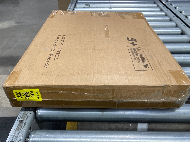 Photo 1 of **PARTS**NKOK Sonic & Shadow RC Slot Car Set Race Set Vehicle, Counts How Many Laps the Car has Made, Great Item for Kids, Working lights, Ages 5 and up