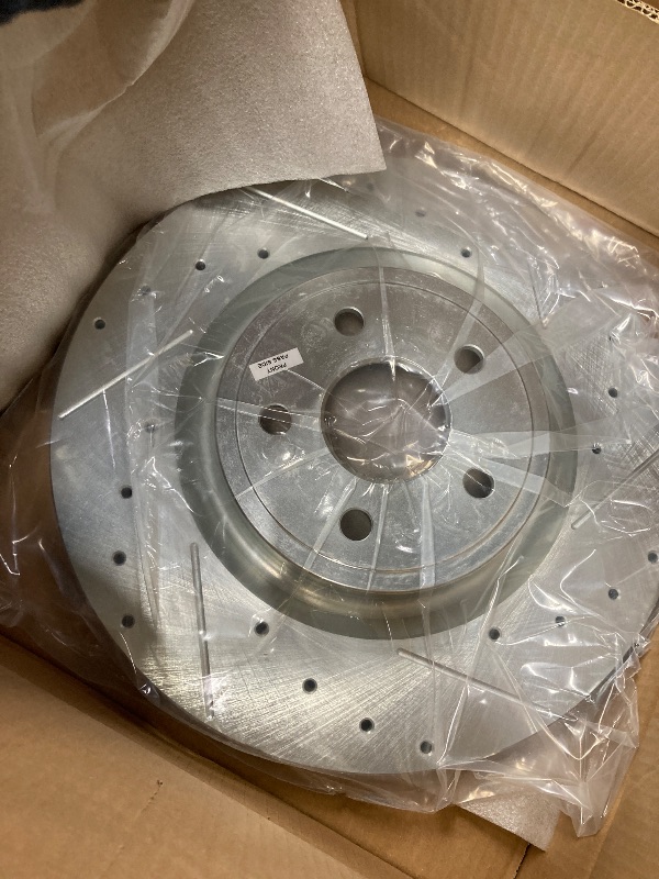 Photo 1 of **ONLY ONE FRONT PASSENGER SIDE ROTOR/MISSING PARTS***Power Stop K8903-26 Front and Rear Z26 Carbon-Fiber Ceramic Brake Pads with Drilled and Slotted Rotors Brake Kit For Dodge Durango 2021, Jeep Grand Cherokee 2021 [Application Specific]