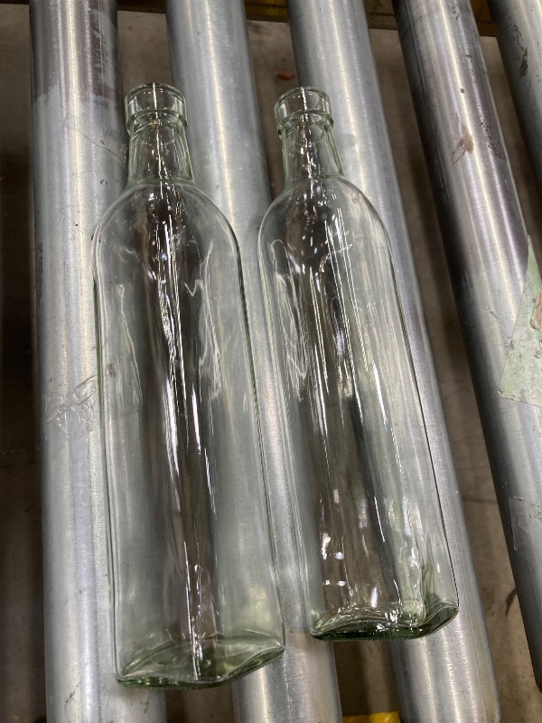 Photo 1 of ***(MISSING PARTS -SELLING AS IS )*** 
Leaflai Olive Oil Dispenser Bottle, 2 Pcs Glass Olive Oil Dispenser and Vinegar Dispenser Set n (500ml)