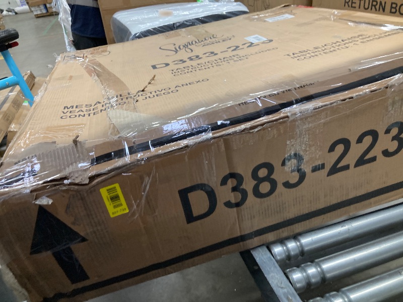 Photo 1 of *******MISSING PARTS**** Signature Design by Ashley Bridson 5 Piece Counter Height Dining Room Set, Includes Table & 4 Bar Stools, Gray