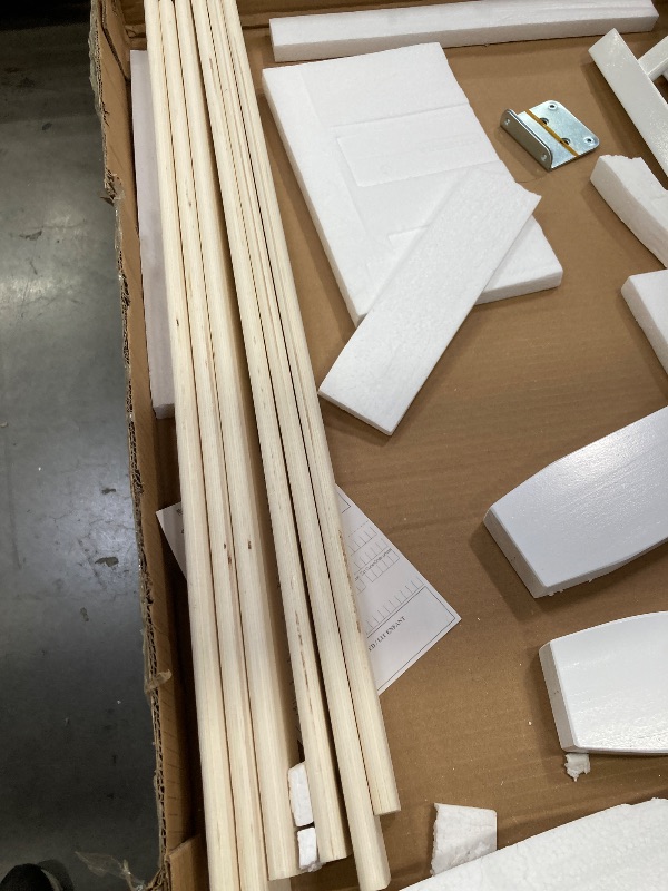 Photo 1 of ***(MISSING PARTS -SELLING AS PARTS ONLY)***
Dream On Me Classic Design Toddler Bed In White, Greenguard Gold And JPMA Certified, Low To Floor Design, Two Side Safety rails, Non-Toxic Finishes, Wooden Nursery Furniture