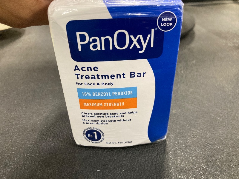 Photo 1 of ***BB 2027***PanOxyl Acne Treatment Bar with 10% Benzoyl Peroxide, Maximum Strength Acne Bar for Face, Chest, and Back, Soap-Free Body Wash, Treats Acne Pimples, Whiteheads, Blackheads, pH Balanced, Vegan, 4 oz ***3 PACK****
