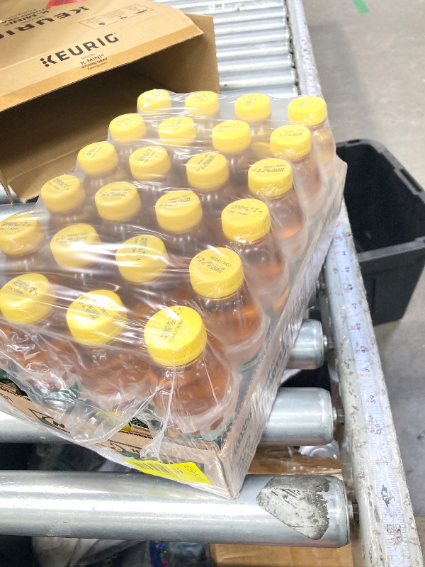 Photo 1 of ***DEC/16/2025**Mott's 100% Original Apple Juice, 8 Fl Oz Bottles, 24 Count (4 Packs Of 6), 2 Servings Of Fruit, 100% Fruit Juice, Gluten-free, Caffeine-free, Kosher, Contains No Artificial Colors Or Sweeteners