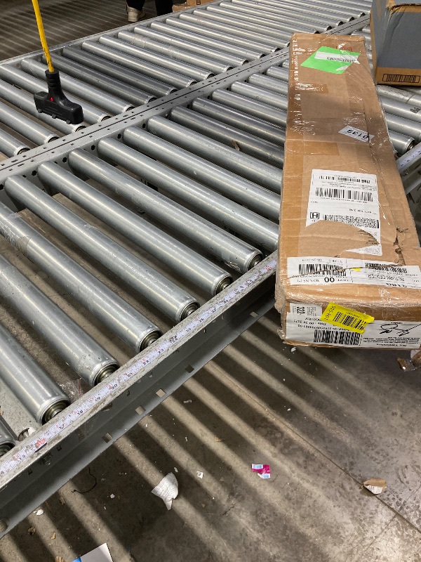 Photo 1 of **It is used, it is missing a part and it is not known if it works 100%.***Zimtown 14 inch Twin Size Bed Frames Heavy Duty, Metal Platform Bed No Box Spring Needed, Black