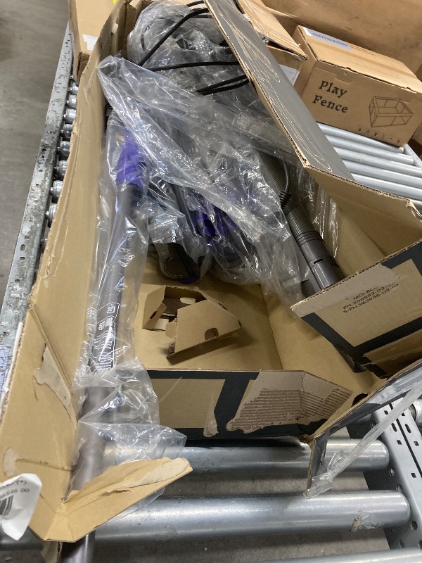 Photo 1 of ****It is used, it is missing parts. It was connected and did not turn on, and it is being sold by parts.***fenhua Corded Stick Vacuum Cleaner - Lightweight, Powerful Suction with 450W Motor, 3-in-1 16.4Ft Cord Vacuum Cleaners for Home, Hard Floor, Carpet