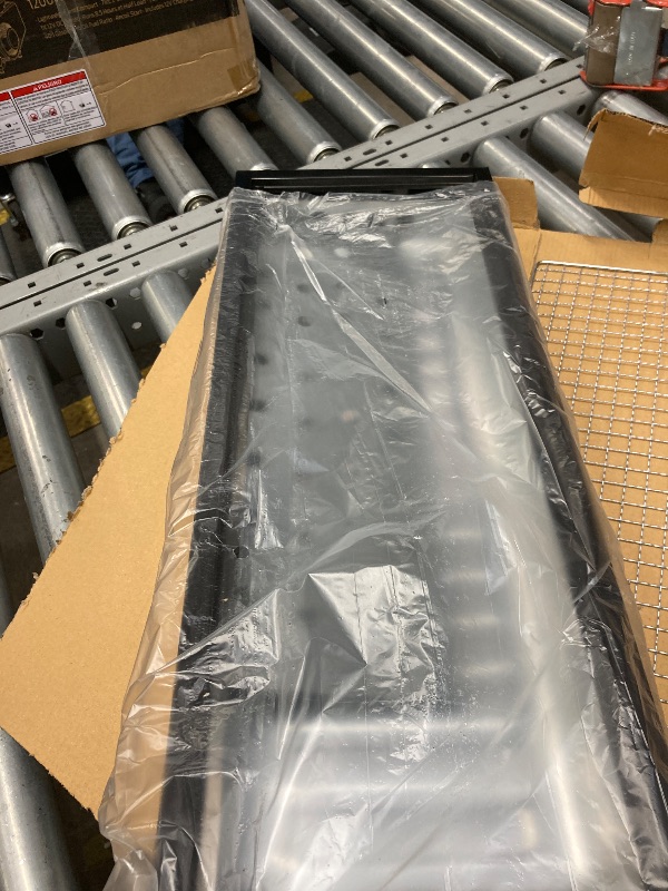 Photo 1 of **It is used, it is missing parts and it is not known if it works at 100%. It cannot be returned.****WE ONLY SELL THE GRILL THE TIME YOU SPEND ON COOKING WILL MORE DEPEND ON THE CHARCOAL YOU CHOOSE AND HOW YOU USE THEM. The mini charcoal grill is lightwei