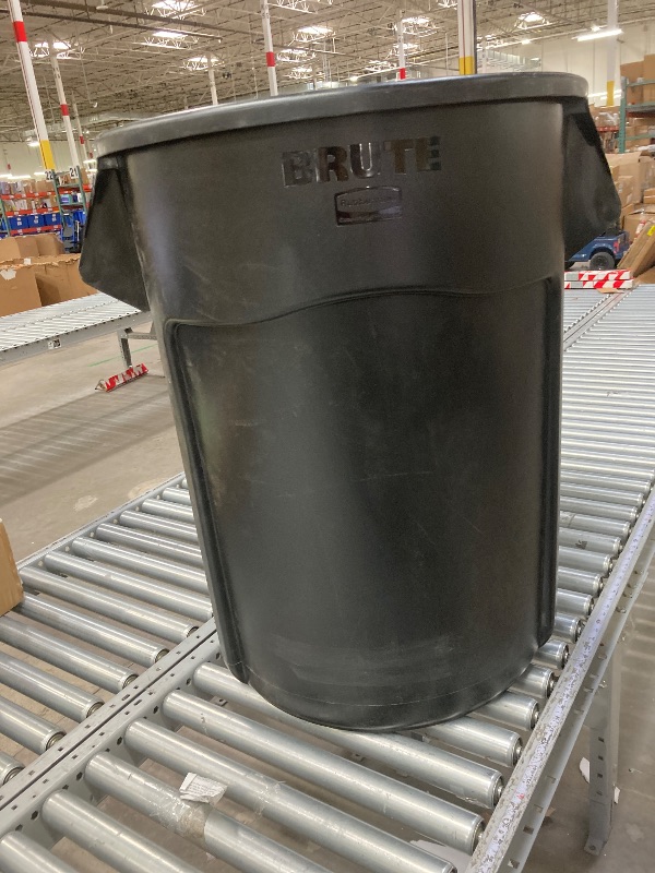Photo 1 of ***used moissing parts***Rubbermaid Commercial Products BRUTE Heavy-Duty Round Trash Can with Venting Channels, 20-Gallon, Black, Waste Container for Landscapers/Construction Sites/Restaurants/Offices/Warehouses/Home/Driveway
