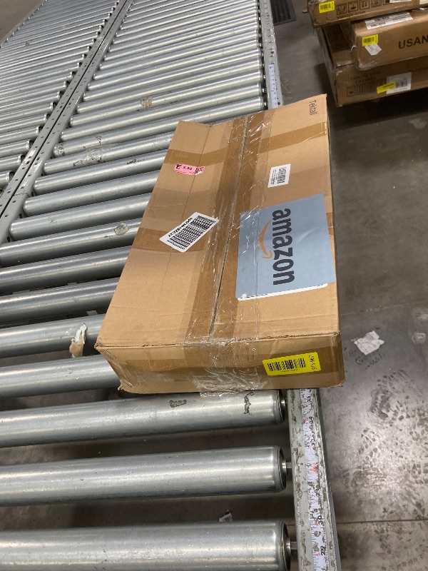 Photo 1 of ****It is used, it is missing a part and it is not known if it works 100%.****Tektall 12570427 12582224 Left & Right Engine Valve Covers for 1999-2008 Ca-dillac Escalade, Che-vy Silverado, Suburban, Tahoe, Trailblazer, G.MC Sierra, Yukon Replaces Parts