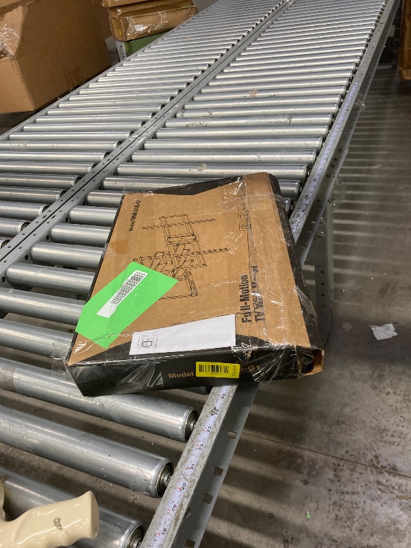 Photo 1 of **It is used, it is missing a part and it is not known if it works 100%****USX MOUNT Full Motion TV Wall Mount for 47-90 inch TVs Swivels Tilts Extension Rotation Holds up to 132lbs Max VESA 600x400mm, Fit 16" Wood Stud