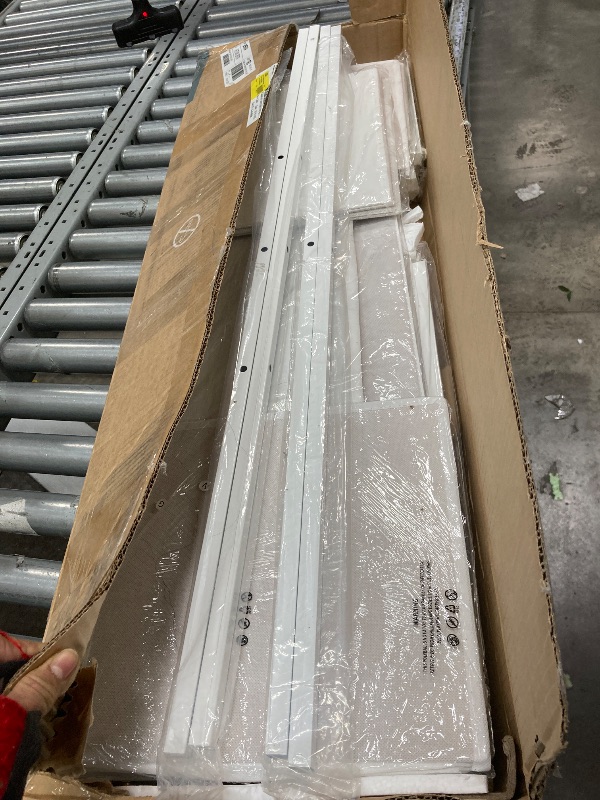 Photo 1 of ***It is used, it is missing a piece and it is not known if it is 100% functional.*****UNMOS 7 Drawer Fabric Dresser for Bedroom, Chest of Drawer Organizer Storage Cabinet for Closet, Entryway, White