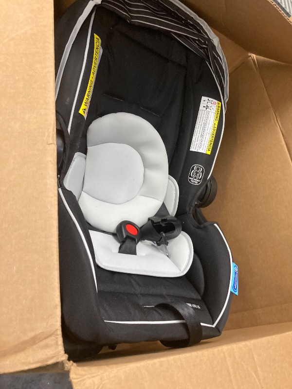 Photo 1 of **THIS IS USED AND MISSING PARTS AND IT IS NOT KNOWN IF IT WORKS 100%****Graco SnugRide 35 Lite LX Infant Car Seat