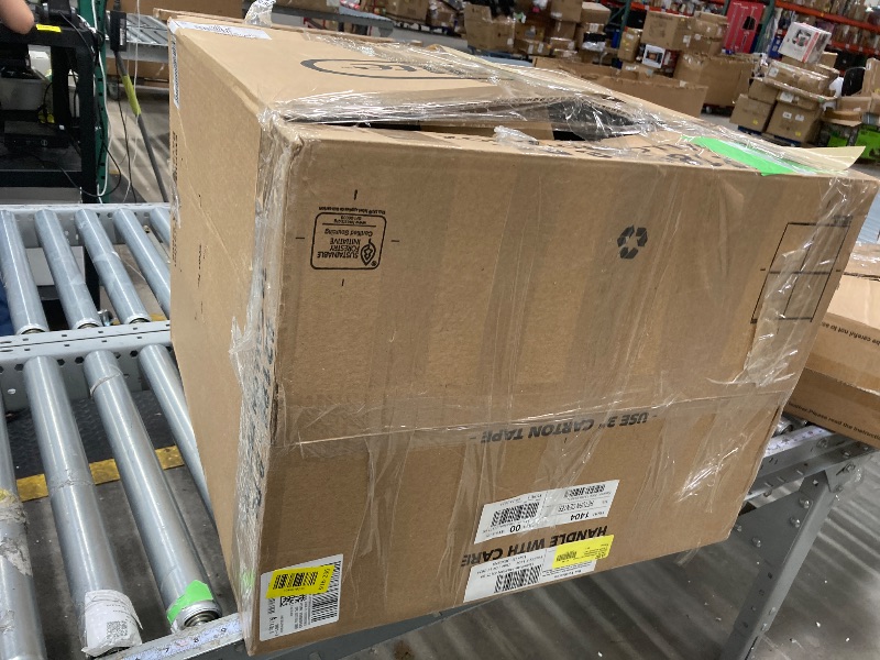 Photo 1 of ***szhouhgne Car wash Machine Portable High Power 220V Adjustable Water Pressure USED, MISSING PARTS AND IT IS NOT KNOWN IF IT WORKS AT 100%****Watering Outdoor Cleaning?hot Seller?