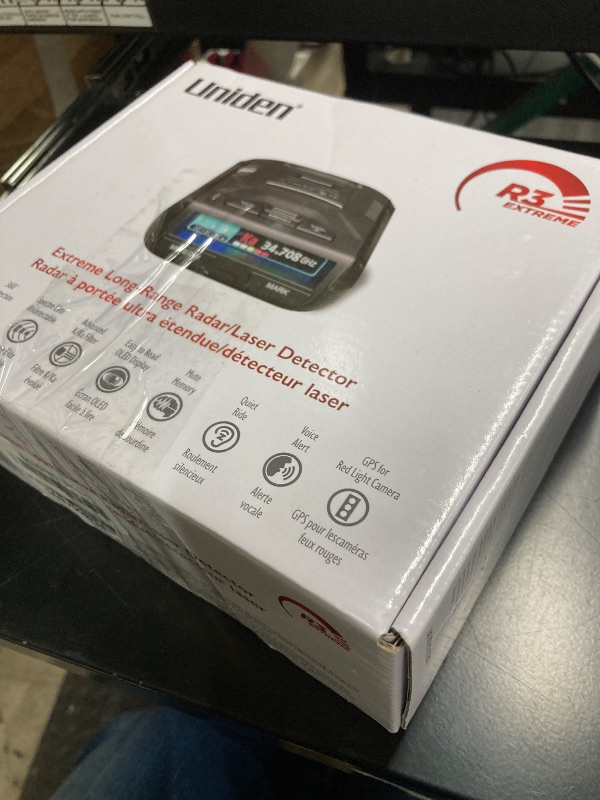 Photo 1 of ***PARTS ONLY -SELLING AS IS)***
Uniden R3 EXTREME LONG RANGE Laser/Radar Detector, Record Shattering Performance, Built-in GPS w/ Mute Memory, Voice Alerts, Red Light & Speed Camera Alerts, Multi-Color OLED Display , Black