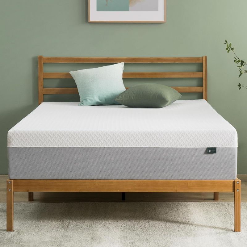 Photo 1 of **NOT IN ORIGINAL BOX**ZINUS 12 Inch Green Tea Essential Memory Foam Mattress [New Version], Queen, Fiberglass Free, Medium Feel, Breathable Airflow Memory Foam, Certified Safe Foams & Fabric, Mattress in A Box