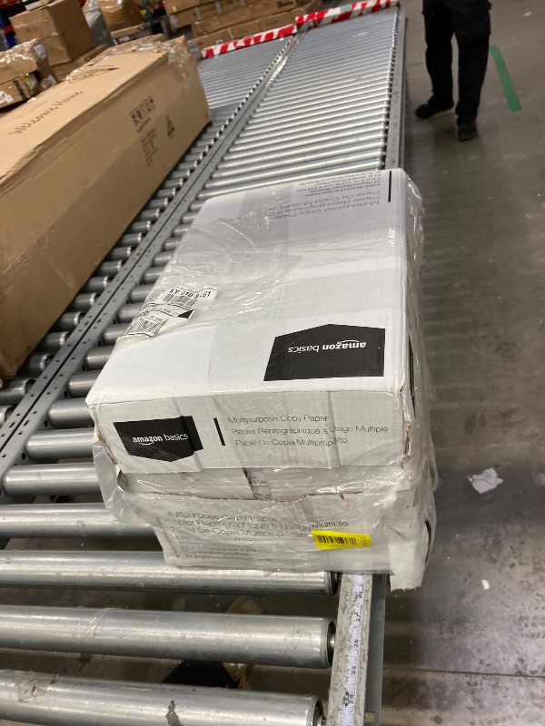 Photo 1 of /***USED***Amazon Basics Multipurpose Copy Printer Paper, 20 lb, 8.5 x 11 Inches, 10 Reams (5,000 Sheets), 92 Bright, White