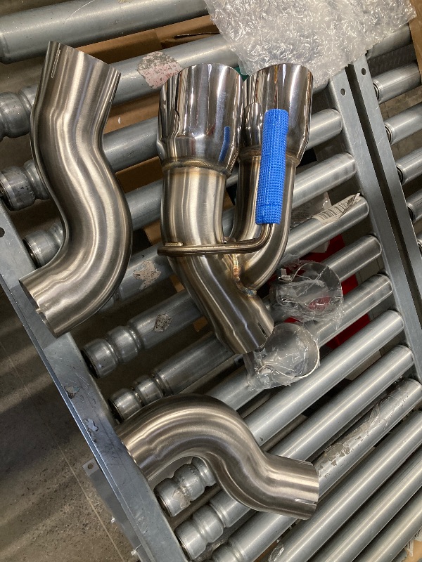 Photo 1 of ***MISSING PARTS/BOX 1 OF 2 ONLY/INCOMPLETE SET**Mishimoto MMEXH-CAM8-16AQTPP Pro Axleback Exhaust Compatible with Chevrolet Camaro SS Quad Tip 2016-2018 Polished