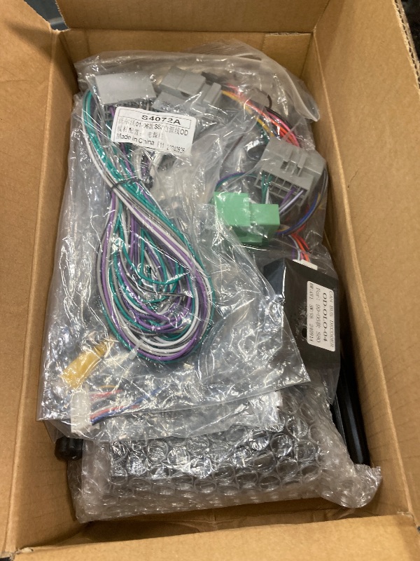 Photo 1 of [2GB+64GB] Android Car Stereo for Volvo XC70/V70/S60 2004-2007 Head Unit, Wireless Carplay Android Auto Mirror Link, 9 Inch Touch Screen Car Radio GPS,Bluetooth, WiFi, FM RDS Radio,BT/SWC/EQ