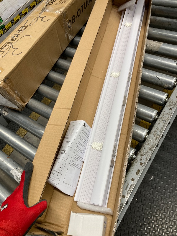 Photo 1 of 1" Cordless Mini Blinds, White