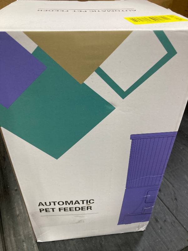 Photo 1 of Automatic Cat Feeders, 3L Timed Cat Dry Food Dispenser, for Cats and Small Dogs