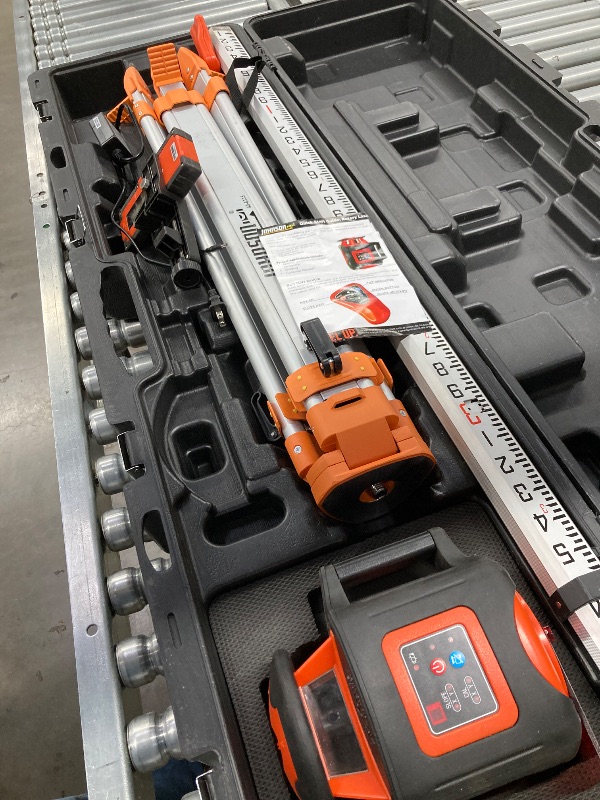 Photo 1 of ***NEED CLEAN***
Johnson Level & Tool 40-6541 High Accuracy Dual Slope Rotary Laser System, Red, 1 ?Kit