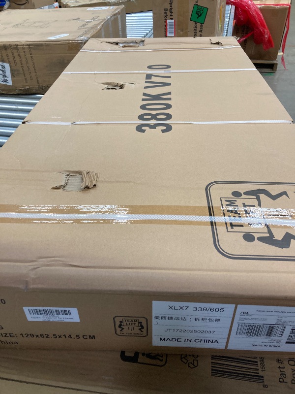 Photo 1 of ***FACTORY SEAL***
Portable Treadmill with Handle, 3.0HP Walking Pad Treadmill, Electric Compact Treadmills,Treadmills for Home Small Space with 12 Preset Programs, Walking Pad with Handle,300 LBS Capacity(Black)