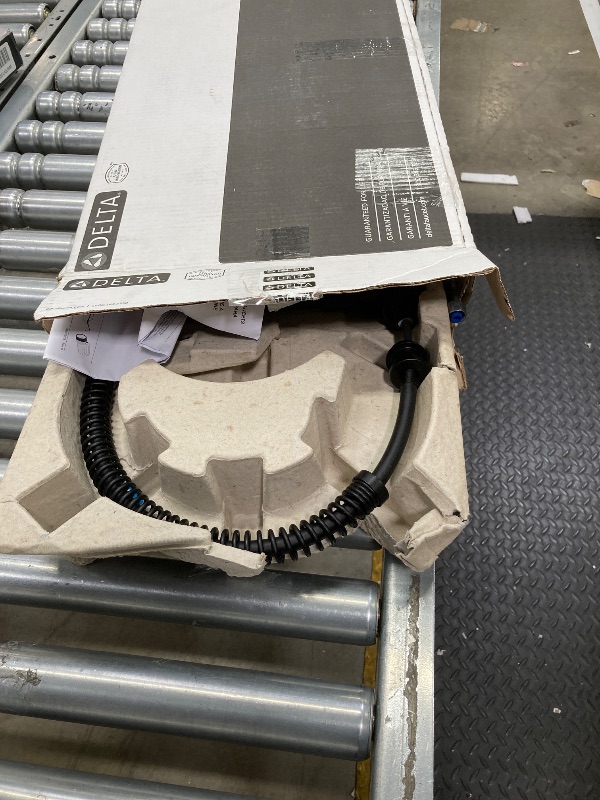 Photo 1 of ***(PARTS ONLY -SELLING AS IS)***
Delta Antoni Pro Style Commercial Kitchen Faucet with Pull Down Sprayer, Single Hole Matte Black Kitchen Sink Faucet, Single Handle, Matte Black 18803-BL-DST