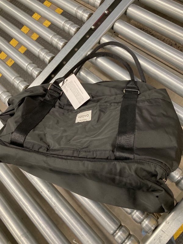 Photo 1 of ***ONE SINGLE BAG***
Voova Weekender Bags for Women, Large Travel Duffle Bag for Personal Item Travel with Shoes Compartment, for Men, Gym, Hospital, Yoga (Black)