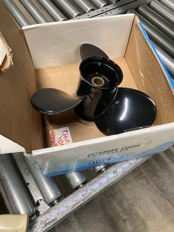 Photo 1 of ***IUSED MISSING PARTS***JSPROP Boat Propeller fit Johnson Evinrude OMC Stern Drive 40-140 HP Engines 13 Spline Tooth Outboard Prop RH OEM Propeller for 50 60 65 70 75 85 88 90 100 110 112 115 120 125 135 HP (13 1/2X15)