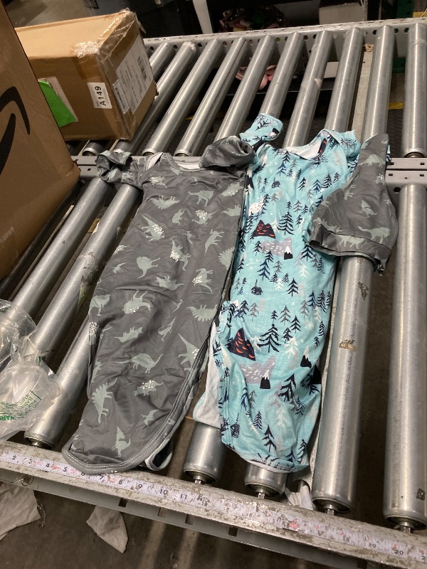 Photo 1 of *USE*Terriboo Newborn Baby Boy Long Sleeve Sleeper Gown with Mittens Knotted Gown Coming Home Outfit Nightgown Hat Set 2 Pieces (Blue and Green, 0-3 month)