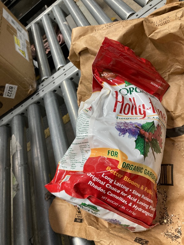 Photo 1 of **USED MISSING PARTS**Espoma Organic Holly-tone 4-3-4 Natural & Organic Evergreen & Azalea Plant Food; 4 lb. Bag; The Original & Best Fertilizer for all Acid Loving Plants including Rhododendrons & Hydrangeas.