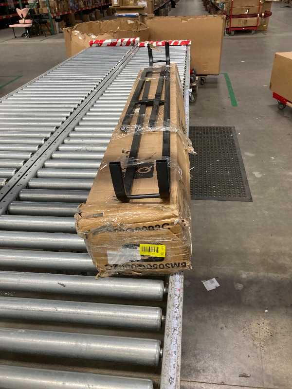Photo 1 of ****T IS USED, IT IS MISSING PARTS AND IT IS NOT KNOWN IF IT WORKS AT 100%***QFTIME  MetalQUEEN  Box Spring, Mattress Foundation, Heavy-Duty, Easy Assembly
