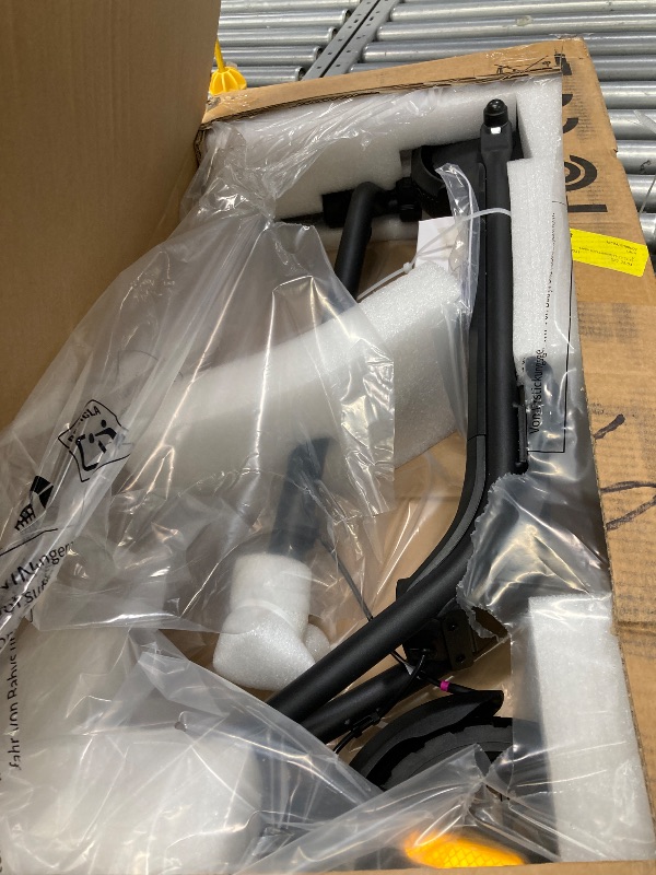 Photo 1 of ***It is used, it is missing parts and it is not known if it works at 100%.***?HOVERMAX H06Q Kids Electric Scooter – Safe Fun & Packed with Smart Features! ? The HOVERMAX H06Q Kids Electric Scooter is designed to deliver safe rides for children ages 6-12.