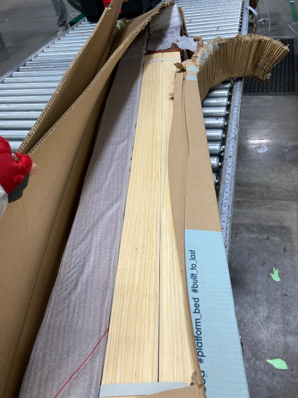 Photo 1 of *****IT IS USED, IT IS MISSING PARTS AND IT IS NOT KNOWN IF IT WORKS AT 100%****Mellow Naturalista Classic 12-Inch Solid Wood Platform Bed Wooden Slats