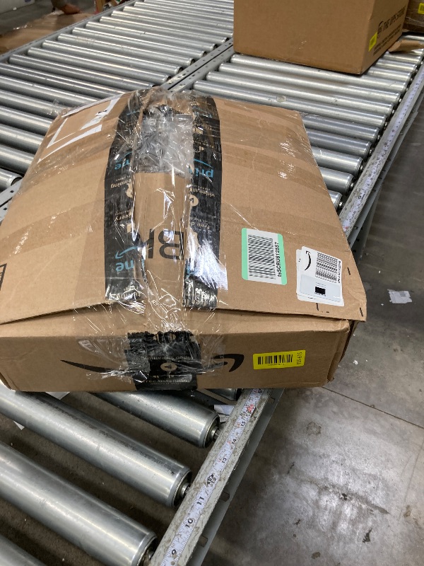 Photo 1 of ***used***Bedsure Calming Dog Bed for Small Medium Dogs - Donut Washable Medium Puppy Bed, 27 inches Anti-Slip Round Fluffy Plush Faux Fur Pet Bed, Camel