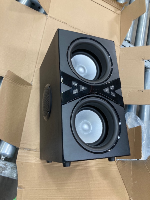 Photo 1 of **It is missing parts like the connection cable, it is used and I don't know if it works 100%.***YIER Bluetooth Speakers, Wireless TWS Portable Speaker with Lights,100dB Loud Subwoofer 80w(Peak) Stereo Sound, Bassup Technology, Long Playtime for Outdoor P