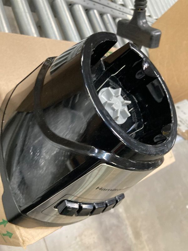 Photo 1 of ***It is used and has a minor scratch on the side and it was connected and worked.***Hamilton Beach Power Elite Wave Action Blender For Smoothies, 40 Oz Glass Jar, 12 Functions Including Puree, Crush Ice, 700 Watts - Black (58148A)