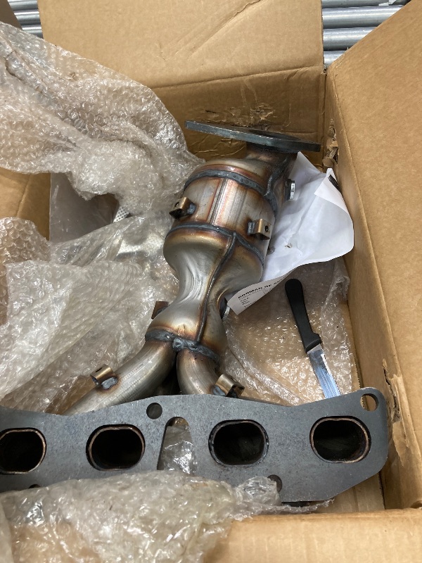 Photo 1 of ****It is used, it is missing a part and it is not known if it works 100%**SPEEDFusion Front Catalytic Converter Compatible with Nissan Altima 2007 2008 2009 2010 2011 2012 2013 2.5L L4 Catalytic Convertor Replacement 674-933 (EPA Compliant)