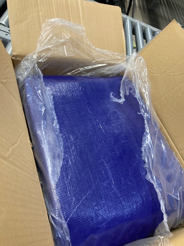 Photo 1 of ****used***POOLHACKER Winter Pool Cover 15FT/18FT/21FT/24FT - 18 Foot Round Pool Cover, 4 Foot Overlap Extra Thick 420D Round Above Ground Pool Cover with Winch and Cable