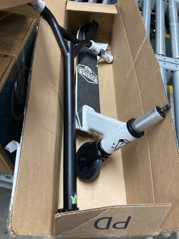 Photo 1 of **It is missing a part, is used, and it is not 100% certain.***VOKUL Pro Stunt Scooter with Stable Performance - Best Entry Level Trick Freestyle Pro Scooter for Age 6 Up Kids,Boys,Girls(Black/White)