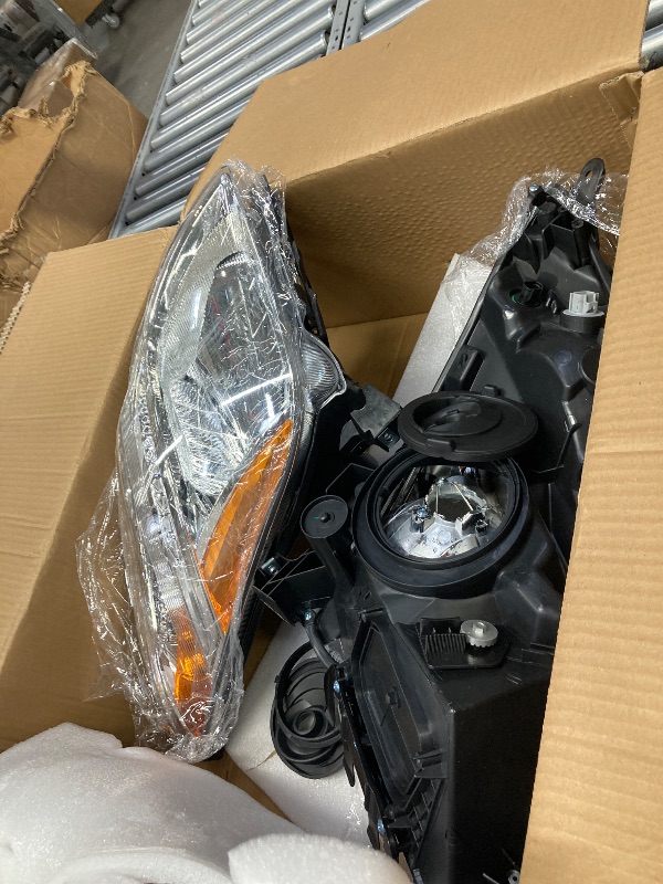 Photo 1 of ***It is used, missing a part, and it's not known if it works 100%.****Thomletha Replacement for Toyota Prius 2006-2009 Headlight Assembly Projector Chrome Left and Right Side Pair