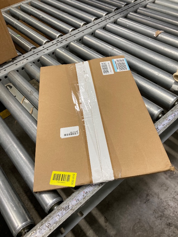 Photo 1 of ***used**Fits 16x10 Duct Opening Stamped Steel Return Air Grille Vent Cover Grille for Sidewall and Ceiling in White Surface Dimensions: 17.75"W X 11.75"H (16" W x 10" H Duct Opening)